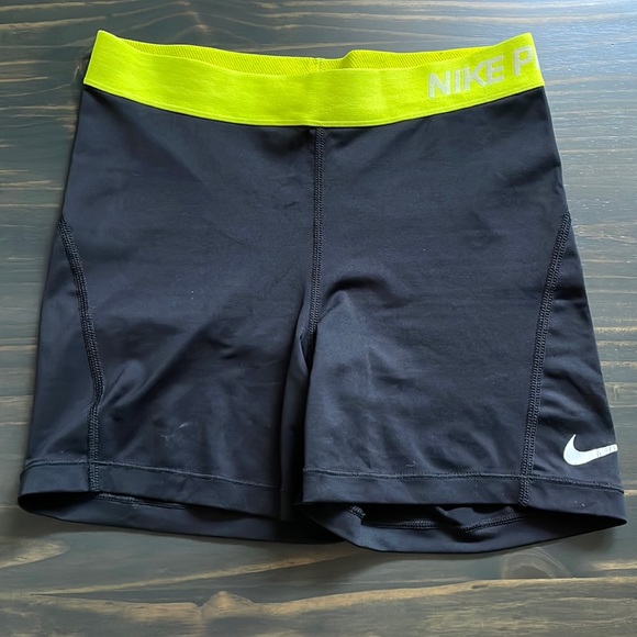 Nike Pro 5” Short - Picture 1 of 5